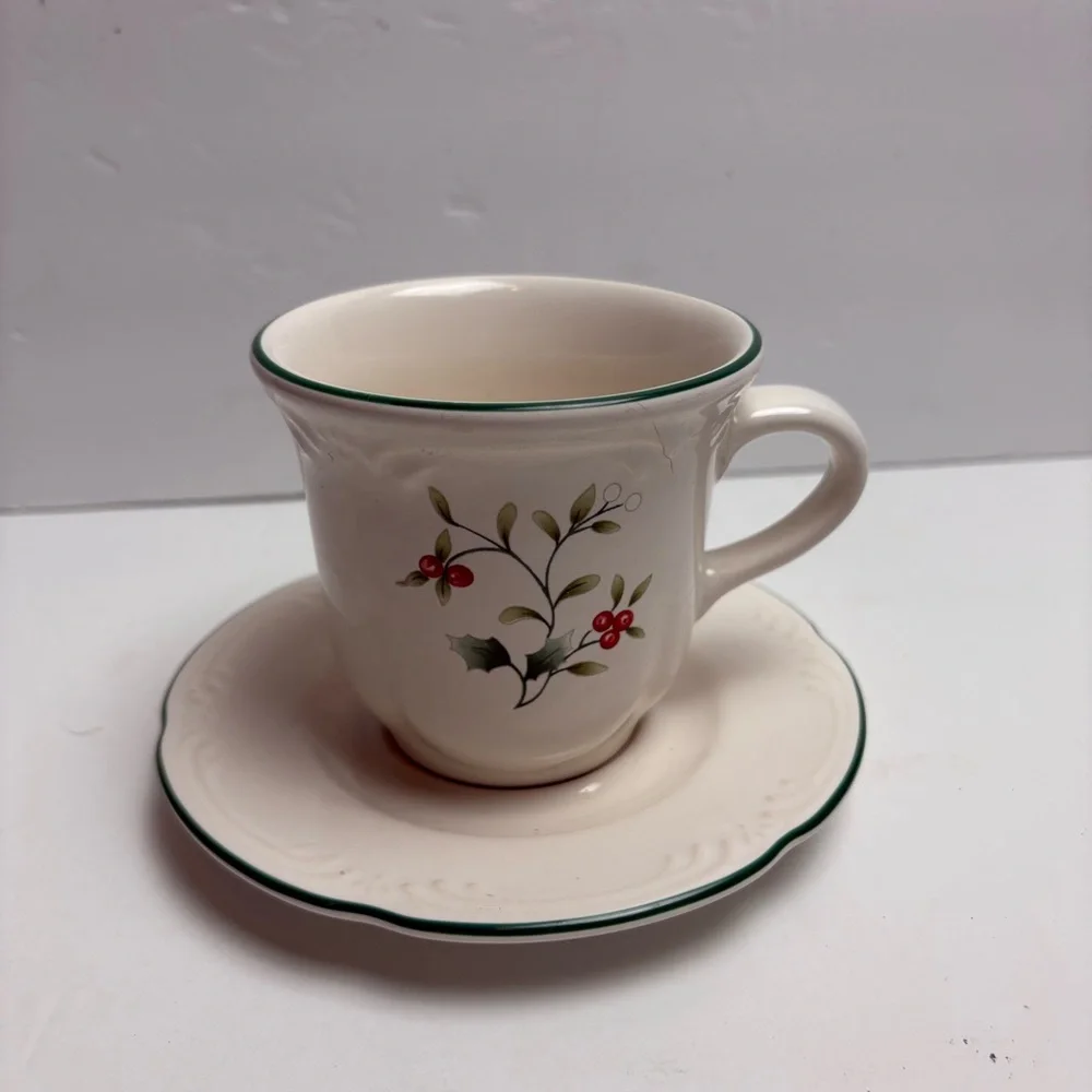 Pfaltzgraff Cream and Green Cup and Saucer Set Christmas Mistletoe Mug